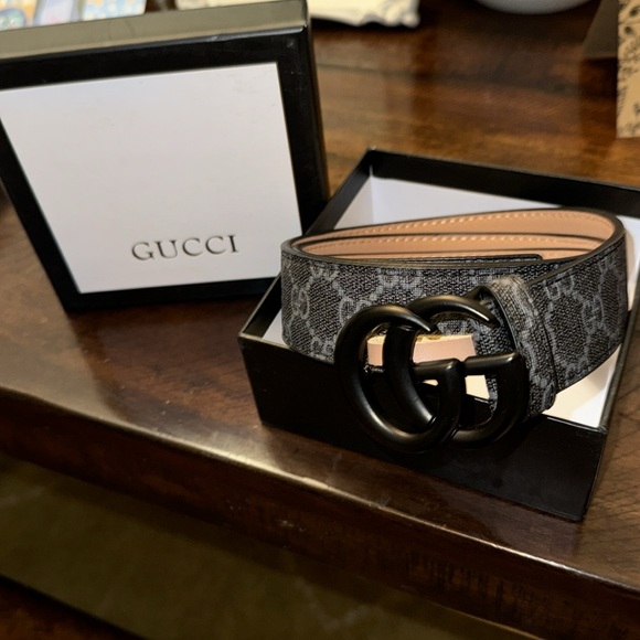 Gucci Belt - Black on Webbing - Picture 4 of 7